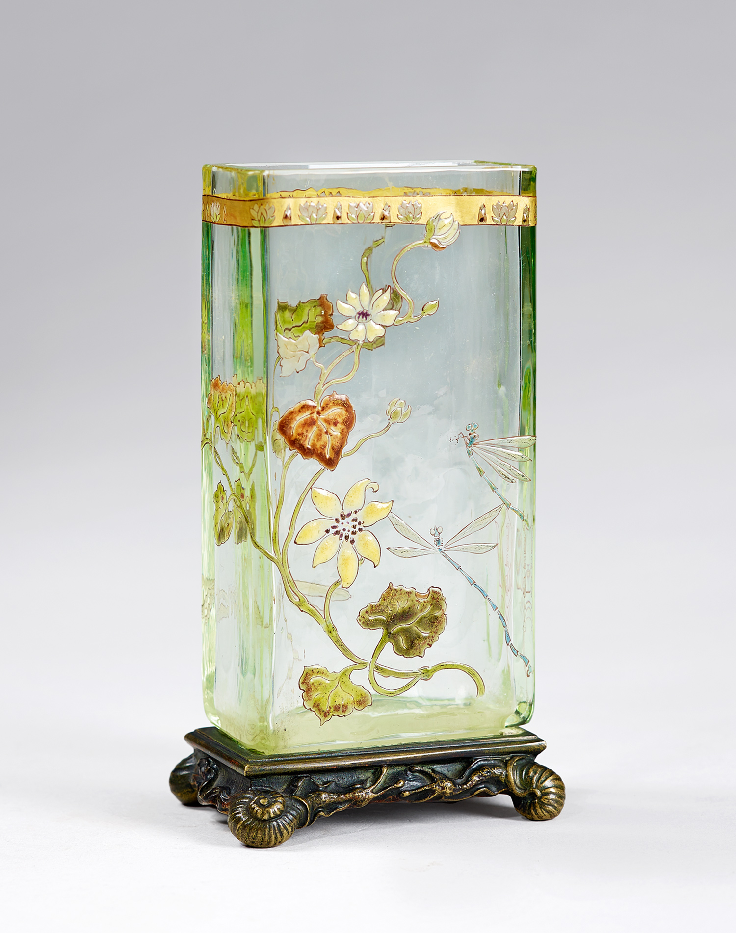 Antiques Atlas - Art Nouveau Majolica Pottery Lilly Vase 
