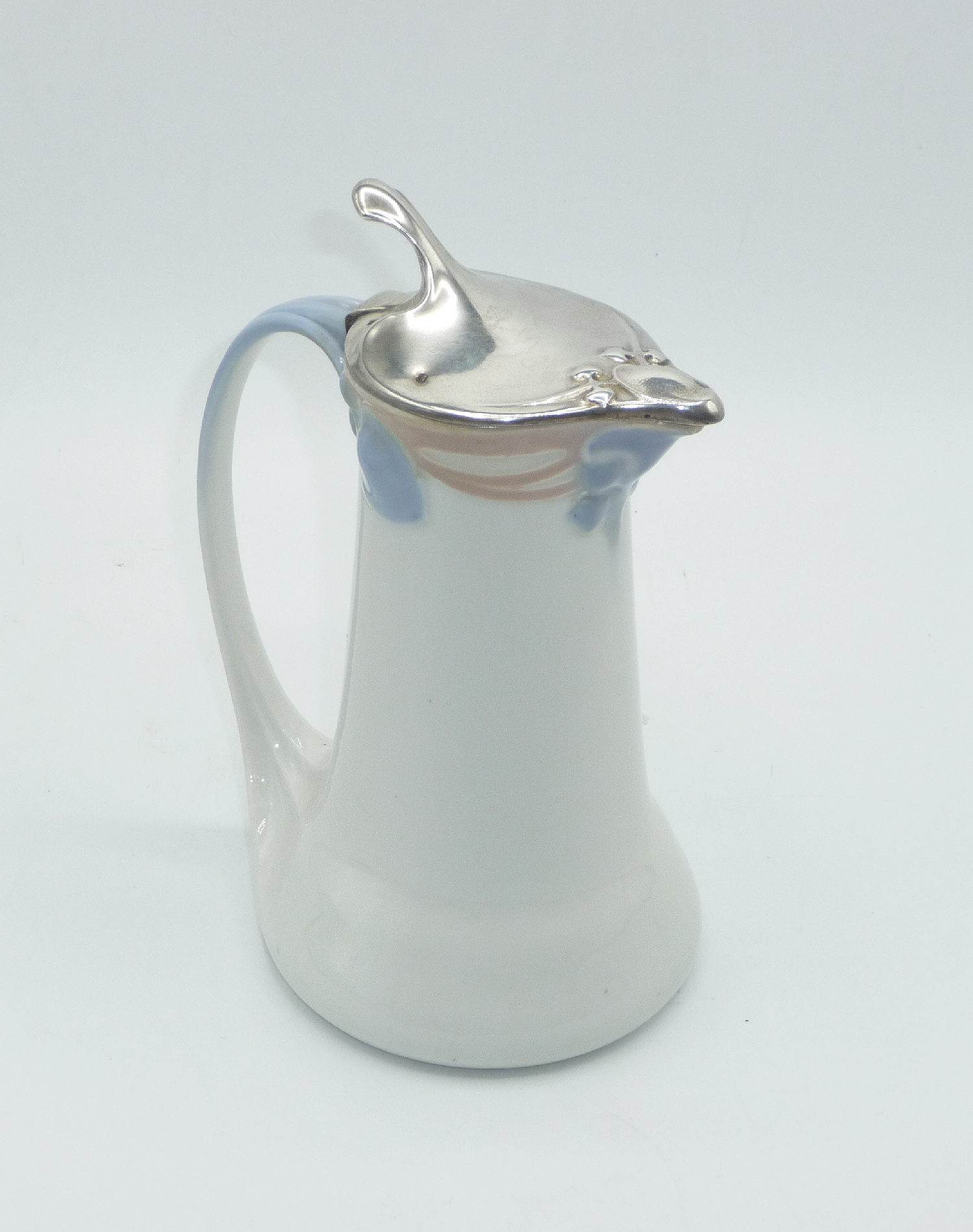 art-nouveau-lourioux-la-maison-moderne-dufrene--jug-porcelain-1900-3